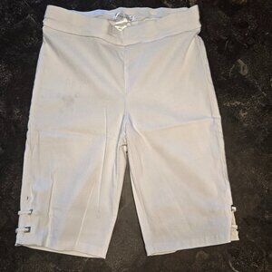 RETRELOGY WHITE STRETCH BERMUDA SHORTS